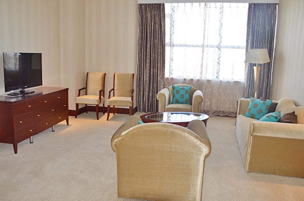 President Hotel At Umodzi Park Lilongwe Pokój zdjęcie