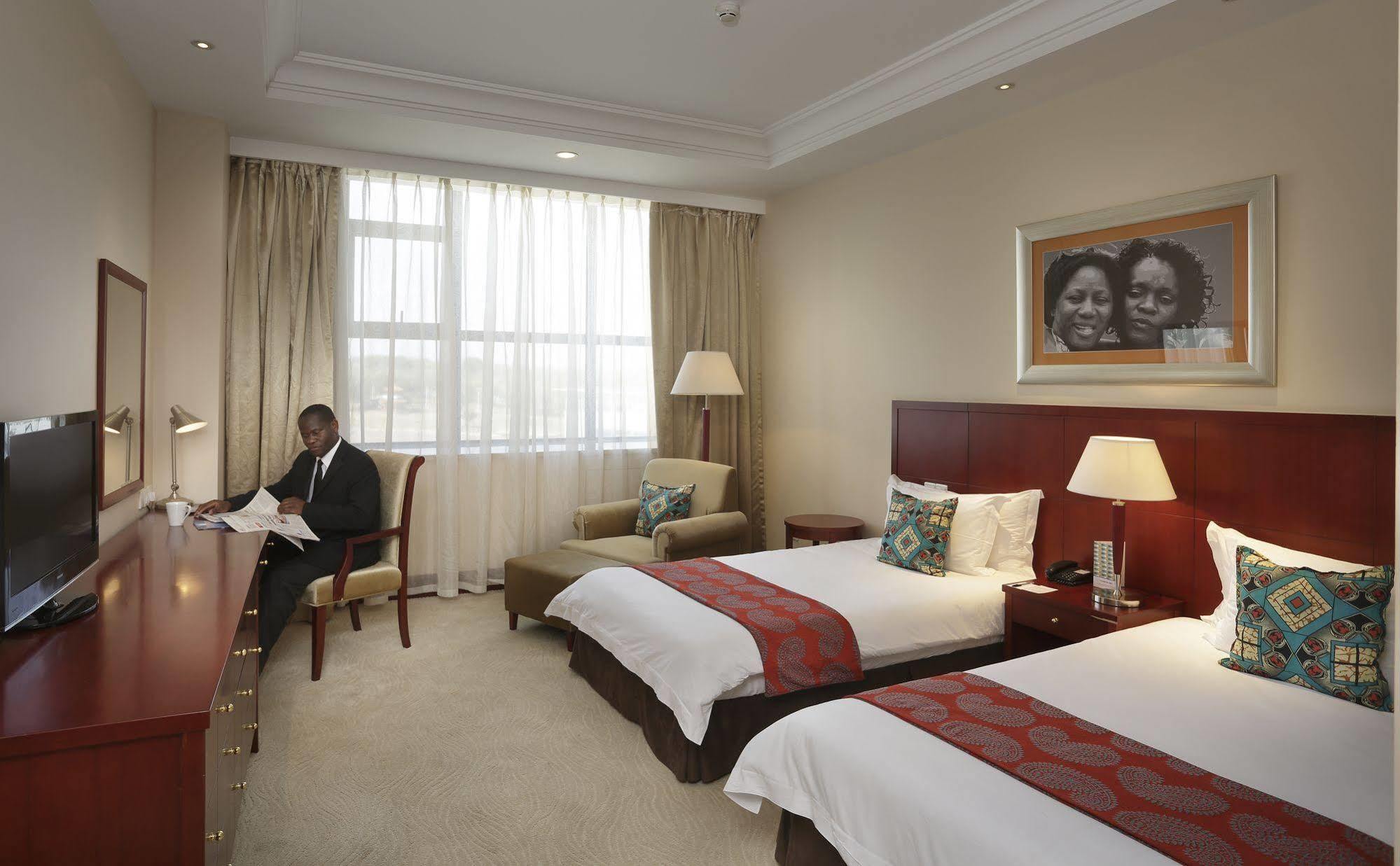 President Hotel At Umodzi Park Lilongwe Zewnętrze zdjęcie