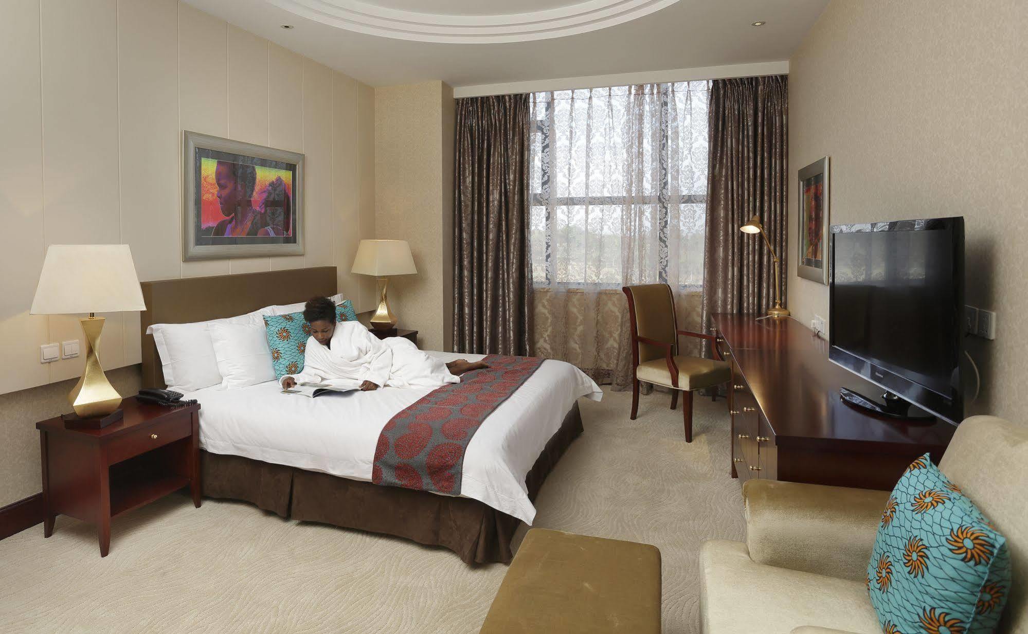 President Hotel At Umodzi Park Lilongwe Zewnętrze zdjęcie